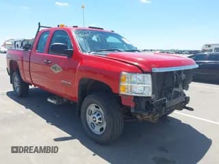 ✅ 2012 Chevrolet Silverado 2500HD Work Truck • VIN: 1GC2KVCG7CZ172115 • Lot: 42641935. Wystawiony na IAAI z przebiegiem 233 923 mil. Bezpłatny archiwum sprzedaży aukcyjnych z USA i szczegółowy raport historii pojazdu na DreamBid. Zdjęcie 1.