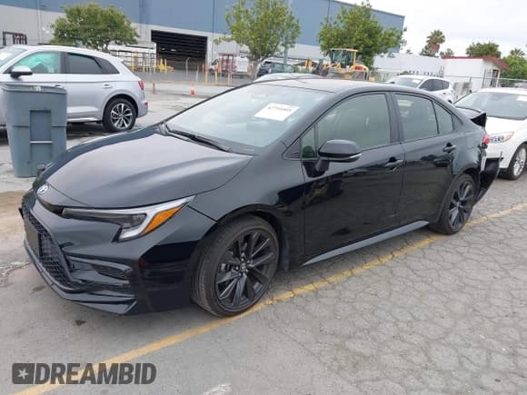 ✅ 2023 Toyota Corolla Hybrid LE • VIN: JTDBCMFE3P3018415 • Лот: 42791005. Опубликован ранее на IAAI с пробегом 18 609 миль. Бесплатный доступ к архиву аукционных продаж из США и подробный отчёт об истории автомобиля на DreamBid. Изображение 17.