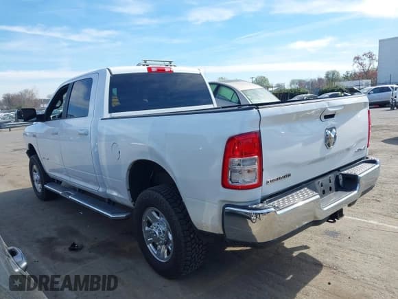 ✅ 2021 Ram 2500 Big Horn • VIN: 3C6UR5DJ8MG552586 • Лот: 41826654. Опубликован ранее на IAAI с пробегом 82 847 миль. Бесплатный доступ к архиву аукционных продаж из США и подробный отчёт об истории автомобиля на DreamBid. Изображение 14.