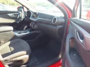 ✅ 2020 Chevrolet Blazer LT • VIN: 3GNKBCRS1LS633121 • Lot: 43136824. Wystawiony na IAAI z przebiegiem 58 792 mil. Bezpłatny archiwum sprzedaży aukcyjnych z USA i szczegółowy raport historii pojazdu na DreamBid. Zdjęcie 5.