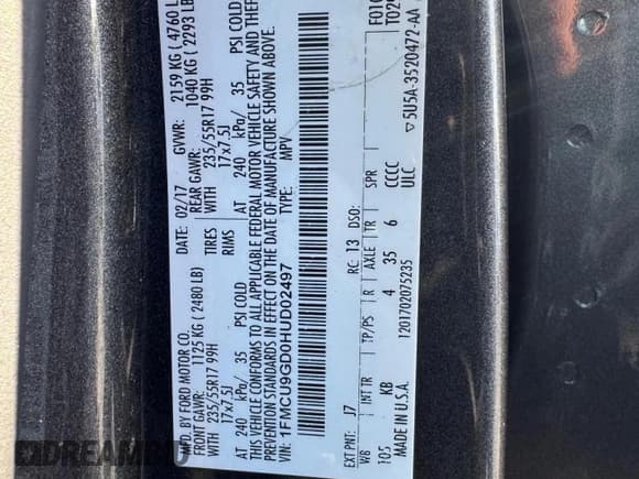 ✅ 2017 Ford Escape SE • VIN: 1FMCU9GD0HUD02497 • Lot: 93264155. Listed on Copart with 124,678 mi. Free auction sales archive from the USA and detailed vehicle history report at DreamBid. Image 12.