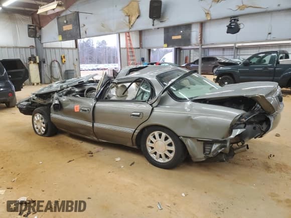 ✅ 2000 Lincoln Continental • VIN: 1LNHM97V1YY925599 • Lot: 43985935. Wystawiony na Copart z przebiegiem Nie podano. Bezpłatny archiwum sprzedaży aukcyjnych z USA i szczegółowy raport historii pojazdu na DreamBid. Zdjęcie 2.