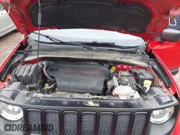 ✅ 2020 Jeep Renegade Sport • VIN: ZACNJAAB4LPM08909 • Lot: 43559462. Wystawiony na IAAI z przebiegiem 117 477 mil. Bezpłatny archiwum sprzedaży aukcyjnych z USA i szczegółowy raport historii pojazdu na DreamBid. Zdjęcie 10.