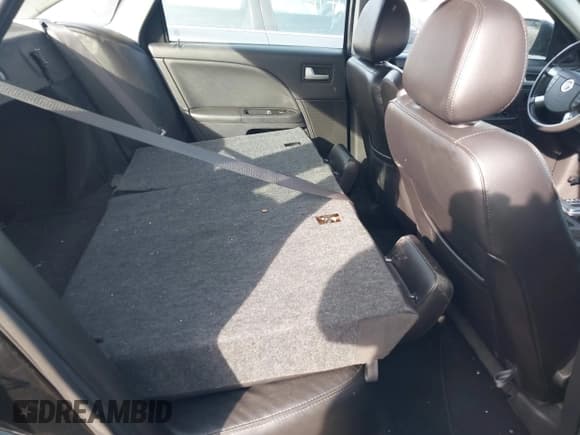 ✅ 2007 Mercury Montego Premier • VIN: 1MEHM43107G603596 • Лот: 41623236. Опубликован ранее на IAAI с пробегом Не указан. Бесплатный доступ к архиву аукционных продаж из США и подробный отчёт об истории автомобиля на DreamBid. Изображение 8.