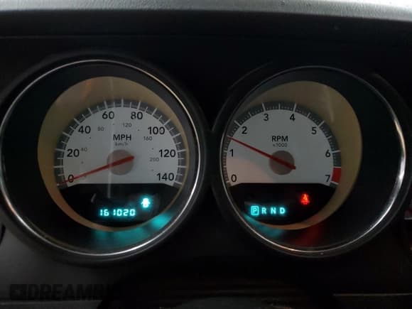 ✅ 2010 Dodge Challenger SE • VIN: 2B3CJ4DV3AH323576 • Lot: 84977794. Wystawiony na Copart z przebiegiem 161 020 mil. Bezpłatny archiwum sprzedaży aukcyjnych z USA i szczegółowy raport historii pojazdu na DreamBid. Zdjęcie 9.