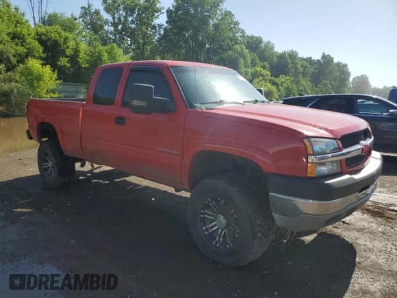 ✅ 2004 Chevrolet Silverado 2500HD LT • VIN: 1GCHK29274E255685 • Лот: 61619395. Опубликован ранее на Copart с пробегом 205 614 миль. Бесплатный доступ к архиву аукционных продаж из США и подробный отчёт об истории автомобиля на DreamBid. Изображение 4.