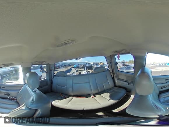 ✅ 2003 Chevrolet Silverado 2500HD LS • VIN: 1GCHK29193E212908 • Lot: 86695954. Wystawiony na Copart z przebiegiem 90 342 mil. Bezpłatny archiwum sprzedaży aukcyjnych z USA i szczegółowy raport historii pojazdu na DreamBid. Zdjęcie 12.