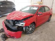 ✅ 2013 Volkswagen Jetta SE • VIN: 3VWDP7AJ8DM293840 • Lot: 42527891. Wystawiony na IAAI z przebiegiem 102 231 mil. Bezpłatny archiwum sprzedaży aukcyjnych z USA i szczegółowy raport historii pojazdu na DreamBid. Zdjęcie 2.