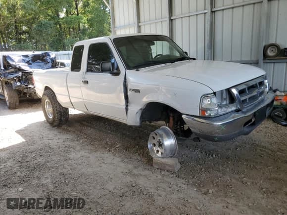 ✅ 2000 Ford Ranger XL • VIN: 1FTYR14C2YPC10072 • Lot: 72015834. Wystawiony na Copart z przebiegiem Nie podano. Bezpłatny archiwum sprzedaży aukcyjnych z USA i szczegółowy raport historii pojazdu na DreamBid. Zdjęcie 4.