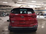 ✅ 2020 Kia Sportage EX • VIN: KNDPNCAC5L7643806 • Lot: 42930090. Wystawiony na IAAI z przebiegiem 54 844 mil. Bezpłatny archiwum sprzedaży aukcyjnych z USA i szczegółowy raport historii pojazdu na DreamBid. Zdjęcie 16.