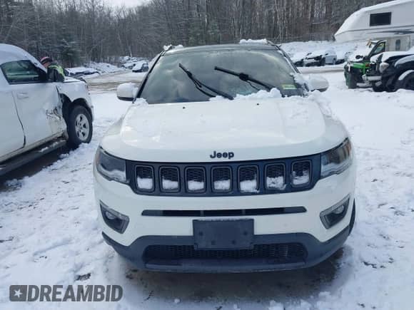 2019 Jeep Compass Limited with VIN 3C4NJDCB3KT735679, listed as a IAAI auction lot 41707511 with Not provided miles and . Bid and sale history available at DreamBid. Image 6.