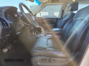 ✅ 2017 Nissan Armada SV • VIN: JN8AY2NC6H9503300 • Lot: 90523725. Wystawiony na Copart z przebiegiem 158 619 mil. Bezpłatny archiwum sprzedaży aukcyjnych z USA i szczegółowy raport historii pojazdu na DreamBid. Zdjęcie 7.