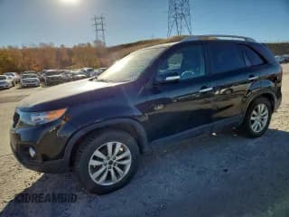 ✅ 2011 Kia Sorento EX • VIN: 5XYKU4A22BG006996 • Lot: 91449315. Listed on Copart with 144,522 mi. Free auction sales archive from the USA and detailed vehicle history report at DreamBid. Image 1.