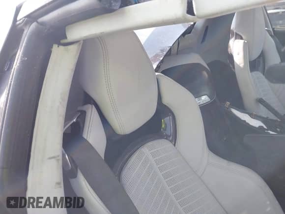 2025 Chevrolet Corvette 3LZ z VIN 1G1YF3D31S5602380, wystawiony jako IAAI lot #43134166 z przebiegiem Nie podano mil oraz . Historia ofert i sprzedaży dostępna na DreamBid. Obrazek 8.