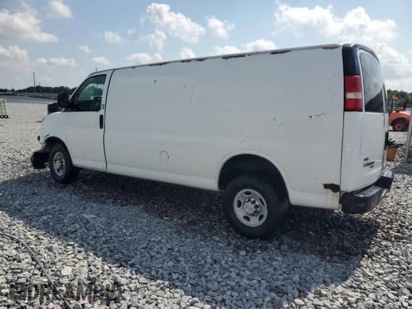 ✅ 2011 Chevrolet Express Cargo • VIN: 1GCWGGCA1B1130496 • Lot: 55515135. Listed on Copart with 212,589 mi. Free auction sales archive from the USA and detailed vehicle history report at DreamBid. Image 2.