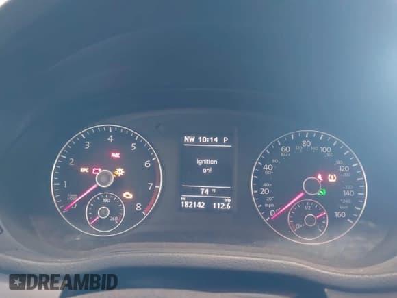 ✅ 2015 Volkswagen Passat SE • VIN: 1VWBT7A39FC095650 • Lot: 43225645. Listed on IAAI with 182,142 mi. Free auction sales archive from the USA and detailed vehicle history report at DreamBid. Image 7.