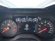 ✅ 2020 Chevrolet Camaro 1SS • VIN: 1G1FE1R72L0137049 • Lot: 41507341. Wystawiony na IAAI z przebiegiem 28 800 mil. Bezpłatny archiwum sprzedaży aukcyjnych z USA i szczegółowy raport historii pojazdu na DreamBid. Zdjęcie 7.