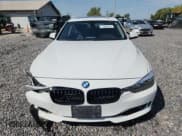 ✅ 2015 BMW 3 Series 320i xDrive • VIN: WBA3C3G51FNT51872 • Lot: 71964175. Wystawiony na Copart z przebiegiem 80 570 mil. Bezpłatny archiwum sprzedaży aukcyjnych z USA i szczegółowy raport historii pojazdu na DreamBid. Zdjęcie 5.