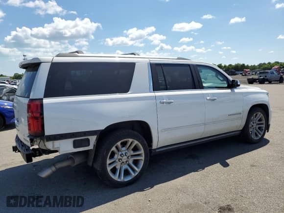 2019 Chevrolet Suburban Premier с VIN 1GNSKJKJ7KR339570, выставлен на аукционе Copart как лот 60350984 с пробегом 114 689 миль миль и На запчасти • Non repairable. История ставок и продаж доступна на DreamBid. Изображение 3.