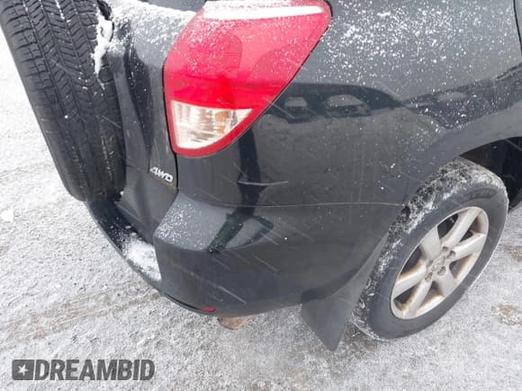 ✅ 2008 Toyota RAV4 • VIN: JTMBD35V285161242 • Lot: 43866249. Listed on IAAI with 211,870 mi. Free auction sales archive from the USA and detailed vehicle history report at DreamBid. Image 6.