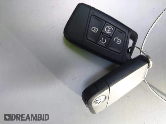 ✅ 2022 Volkswagen Tiguan SE • VIN: 3VV2B7AX8NM132534 • Lot: 42029787. Wystawiony na IAAI z przebiegiem 30 798 mil. Bezpłatny archiwum sprzedaży aukcyjnych z USA i szczegółowy raport historii pojazdu na DreamBid. Zdjęcie 11.