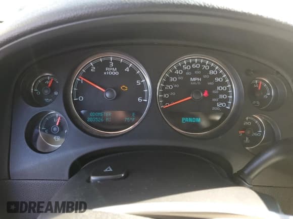 ✅ 2009 Chevrolet Silverado 1500 • VIN: 2GCEK333391141332 • Lot: 90645365. Wystawiony na Copart z przebiegiem 203 526 mil. Bezpłatny archiwum sprzedaży aukcyjnych z USA i szczegółowy raport historii pojazdu na DreamBid. Zdjęcie 9.