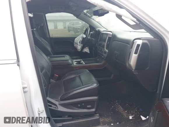 ✅ 2017 GMC Sierra 1500 SLT • VIN: 3GTU2NEJ6HG136330 • Lot: 41561827. Listed on IAAI with 161,820 mi. Free auction sales archive from the USA and detailed vehicle history report at DreamBid. Image 5.