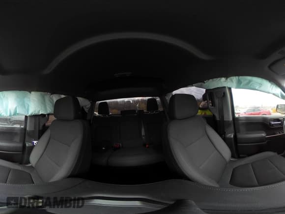 ✅ 2021 Chevrolet Silverado 1500 RST • VIN: 1GCUYEED9MZ419064 • Lot: 42066047. Wystawiony na IAAI z przebiegiem 50 236 mil. Bezpłatny archiwum sprzedaży aukcyjnych z USA i szczegółowy raport historii pojazdu na DreamBid. Zdjęcie 18.