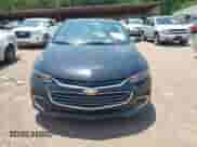 2017 Chevrolet Malibu LS z VIN 1G1ZC5ST0HF125357, wystawiony jako IAAI lot #42670776 z przebiegiem 166 400 mil mil oraz . Historia ofert i sprzedaży dostępna na DreamBid. Obrazek 12.