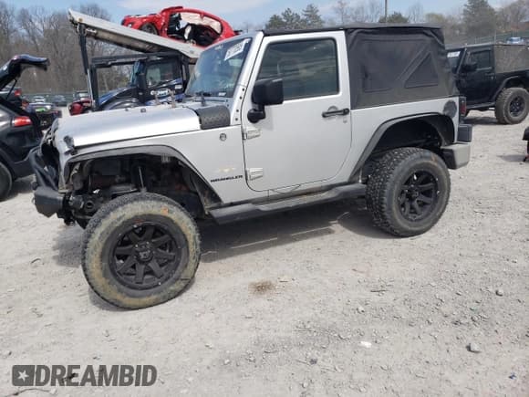 ✅ 2008 Jeep Wrangler Sahara • VIN: 1J4FA54148L561961 • Лот: 50770895. Опубликован ранее на Copart с пробегом 126 516 миль. Бесплатный доступ к архиву аукционных продаж из США и подробный отчёт об истории автомобиля на DreamBid. Изображение 1.