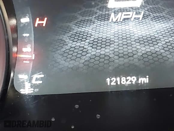 ✅ 2016 Dodge Charger Police • VIN: 2C3CDXKT2GH260122 • Lot: 43666270. Wystawiony na IAAI z przebiegiem 121 829 mil. Bezpłatny archiwum sprzedaży aukcyjnych z USA i szczegółowy raport historii pojazdu na DreamBid. Zdjęcie 15.