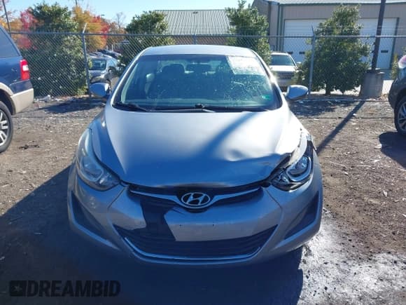 ✅ 2015 Hyundai Elantra SE • VIN: 5NPDH4AE6FH601310 • Lot: 43604408. Listed on IAAI with 91,970 mi. Free auction sales archive from the USA and detailed vehicle history report at DreamBid. Image 12.