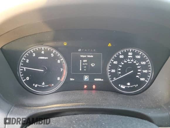 2015 Hyundai Genesis 3.8L z VIN KMHGN4JE2FU025819, wystawiony jako Copart lot #81950194 z przebiegiem 42 259 mil mil oraz Szkoda całkowita • Salvage title. Historia ofert i sprzedaży dostępna na DreamBid. Obrazek 9.