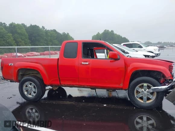 ✅ 2011 Chevrolet Colorado 2LT • VIN: 1GCJSDFE6B8106174 • Лот: 42931495. Опубликован ранее на IAAI с пробегом 118 957 миль. Бесплатный доступ к архиву аукционных продаж из США и подробный отчёт об истории автомобиля на DreamBid. Изображение 14.