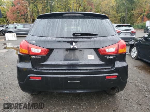✅ 2012 Mitsubishi Outlander ES • VIN: JA4AP3AU6CZ000372 • Lot: 86486525. Wystawiony na Copart z przebiegiem 88 621 mil. Bezpłatny archiwum sprzedaży aukcyjnych z USA i szczegółowy raport historii pojazdu na DreamBid. Zdjęcie 6.