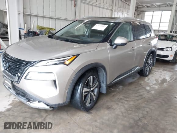 ✅ 2022 Nissan Rogue Platinum • VIN: JN8BT3DCXNW120970 • Lot: 42953267. Wystawiony na IAAI z przebiegiem 78 837 mil. Bezpłatny archiwum sprzedaży aukcyjnych z USA i szczegółowy raport historii pojazdu na DreamBid. Zdjęcie 17.