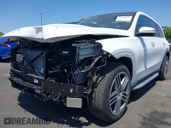 ✅ 2024 Mercedes-Benz GLS 450 • VIN: 4JGFF5KE1RB236068 • Lot: 42397816. Listed on IAAI with 14,039 mi. Free auction sales archive from the USA and detailed vehicle history report at DreamBid. Image 2.