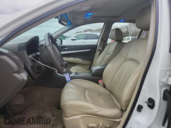 ✅ 2009 Infiniti G37 x • VIN: JNKCV61F69M365355 • Лот: 93076265. Опубликован ранее на Copart с пробегом 231 138 миль. Бесплатный доступ к архиву аукционных продаж из США и подробный отчёт об истории автомобиля на DreamBid. Изображение 7.