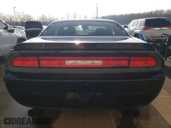 ✅ 2011 Dodge Challenger • VIN: 2B3CJ4DG7BH603715 • Lot: 86809424. Wystawiony na Copart z przebiegiem 140 455 mil. Bezpłatny archiwum sprzedaży aukcyjnych z USA i szczegółowy raport historii pojazdu na DreamBid. Zdjęcie 6.