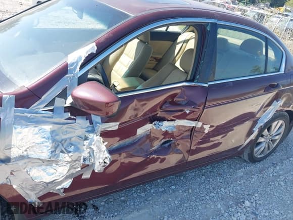 ✅ 2012 Honda Accord EX-L • VIN: 1HGCP2F83CA111983 • Лот: 43314578. Опубликован ранее на IAAI с пробегом 120 961 миль. Бесплатный доступ к архиву аукционных продаж из США и подробный отчёт об истории автомобиля на DreamBid. Изображение 6.