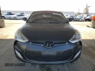 ✅ 2012 Hyundai Veloster w/Gray Int • VIN: KMHTC6ADXCU026249 • Lot: 47687465. Wystawiony na Copart z przebiegiem 138 969 mil. Bezpłatny archiwum sprzedaży aukcyjnych z USA i szczegółowy raport historii pojazdu na DreamBid. Zdjęcie 5.