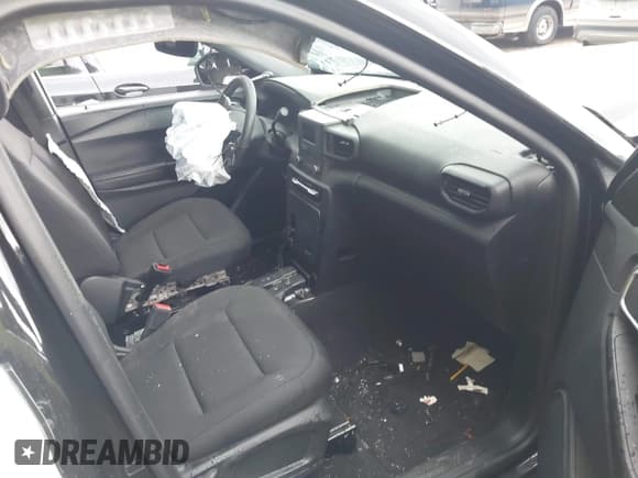 ✅ 2021 Ford Police Interceptor Utility • VIN: 1FM5K8AB5MGC27949 • Lot: 43007152. Wystawiony na IAAI z przebiegiem 37 039 mil. Bezpłatny archiwum sprzedaży aukcyjnych z USA i szczegółowy raport historii pojazdu na DreamBid. Zdjęcie 5.