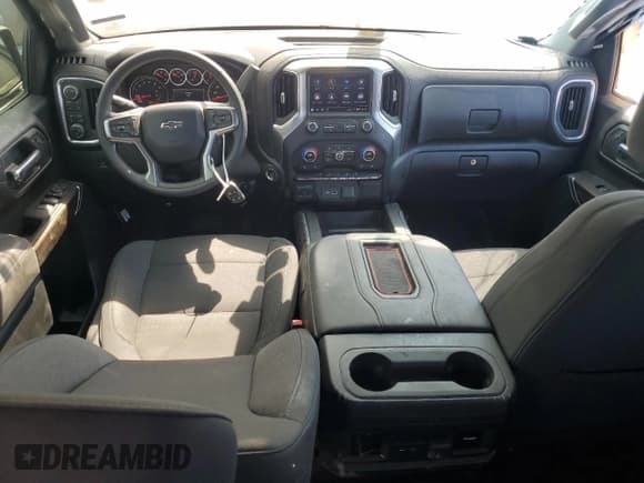 ✅ 2021 Chevrolet Silverado 1500 LT Trail Boss • VIN: 1GCPYFED4MZ134789 • Lot: 71929704. Wystawiony na Copart z przebiegiem 48 400 mil. Bezpłatny archiwum sprzedaży aukcyjnych z USA i szczegółowy raport historii pojazdu na DreamBid. Zdjęcie 8.