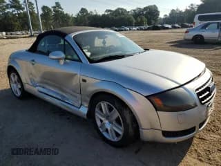 ✅ 2003 Audi TT • VIN: TRUTC28N131005468 • Lot: 72266674. Wystawiony na Copart z przebiegiem 94 330 mil. Bezpłatny archiwum sprzedaży aukcyjnych z USA i szczegółowy raport historii pojazdu na DreamBid. Zdjęcie 4.