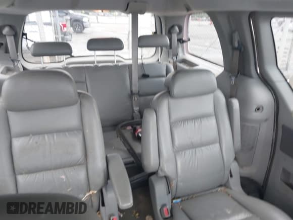 ✅ 2006 Ford Freestar SEL • VIN: 2FMZA52206BA28867 • Lot: 42873627. Wystawiony na IAAI z przebiegiem Nie podano. Bezpłatny archiwum sprzedaży aukcyjnych z USA i szczegółowy raport historii pojazdu na DreamBid. Zdjęcie 8.