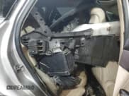 ✅ 2017 Lincoln MKC Reserve • VIN: 5LMCJ3C95HUL16691 • Lot: 60919875. Wystawiony na Copart z przebiegiem 100 130 mil. Bezpłatny archiwum sprzedaży aukcyjnych z USA i szczegółowy raport historii pojazdu na DreamBid. Zdjęcie 11.