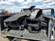 ✅ 2025 Chevrolet Silverado 2500HD LT • VIN: 2GC4KNEY6S1143968 • Lot: 69781745. Wystawiony na Copart z przebiegiem 20 570 mil. Bezpłatny archiwum sprzedaży aukcyjnych z USA i szczegółowy raport historii pojazdu na DreamBid. Zdjęcie 12.