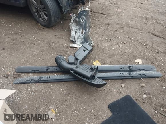 ✅ 2019 Dodge Durango SXT Plus • VIN: 1C4RDJAG0KC836650 • Lot: 43280885. Wystawiony na IAAI z przebiegiem 76 842 mil. Bezpłatny archiwum sprzedaży aukcyjnych z USA i szczegółowy raport historii pojazdu na DreamBid. Zdjęcie 12.