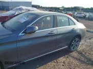 ✅ 2021 Mercedes-Benz C 300 • VIN: W1KWF8EB0MR609887 • Lot: 43008368. Wystawiony na IAAI z przebiegiem 34 868 mil. Bezpłatny archiwum sprzedaży aukcyjnych z USA i szczegółowy raport historii pojazdu na DreamBid. Zdjęcie 15.