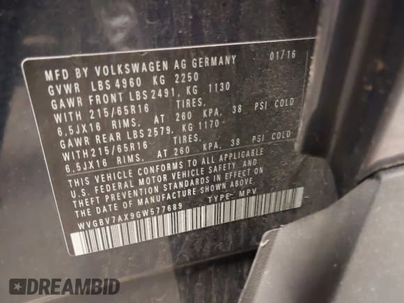 ✅ 2016 Volkswagen Tiguan SEL • VIN: WVGBV7AX9GW577689 • Lot: 43605641. Wystawiony na IAAI z przebiegiem 139 893 mil. Bezpłatny archiwum sprzedaży aukcyjnych z USA i szczegółowy raport historii pojazdu na DreamBid. Zdjęcie 9.